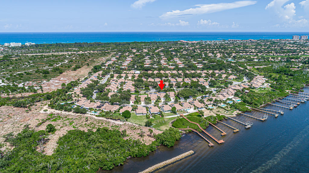 365 River Edge Road Jupiter, FL 33477 - Photo 6 of 47 DJI_0488-Edit