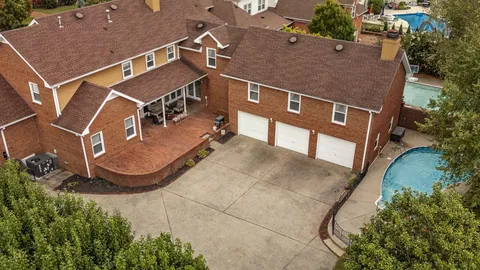 $859,000 | 135 North Country Club Drive, Hendersonville, TN 37075