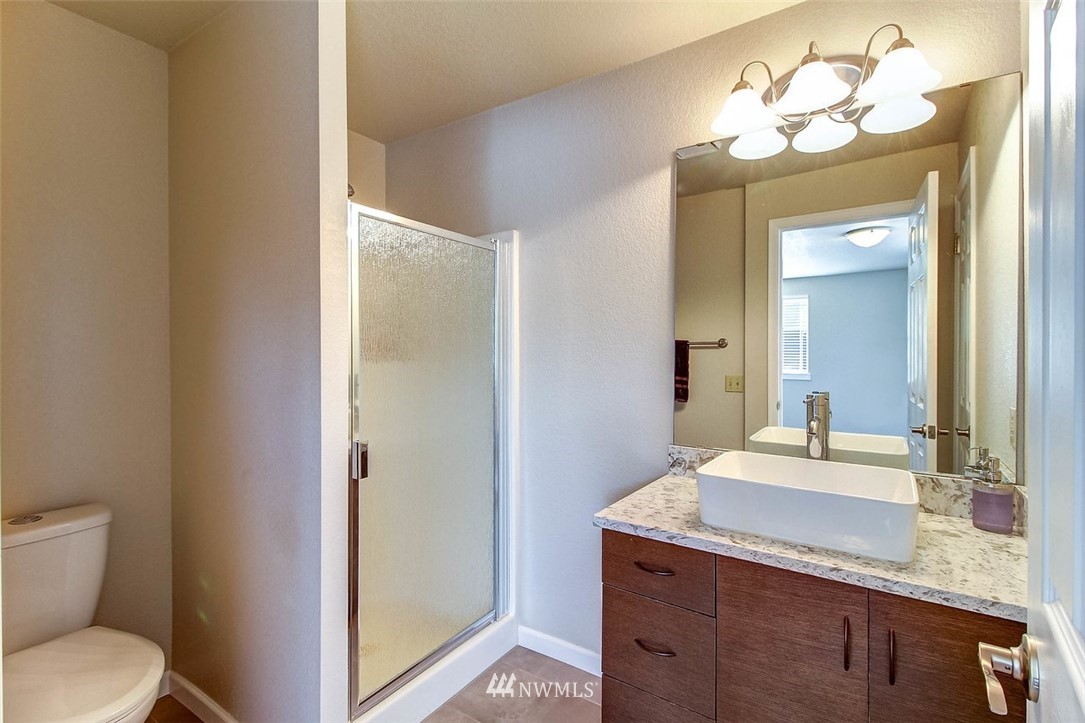 521 225th Place Southeast Bothell, WA 98021 - Photo 13 of 25
