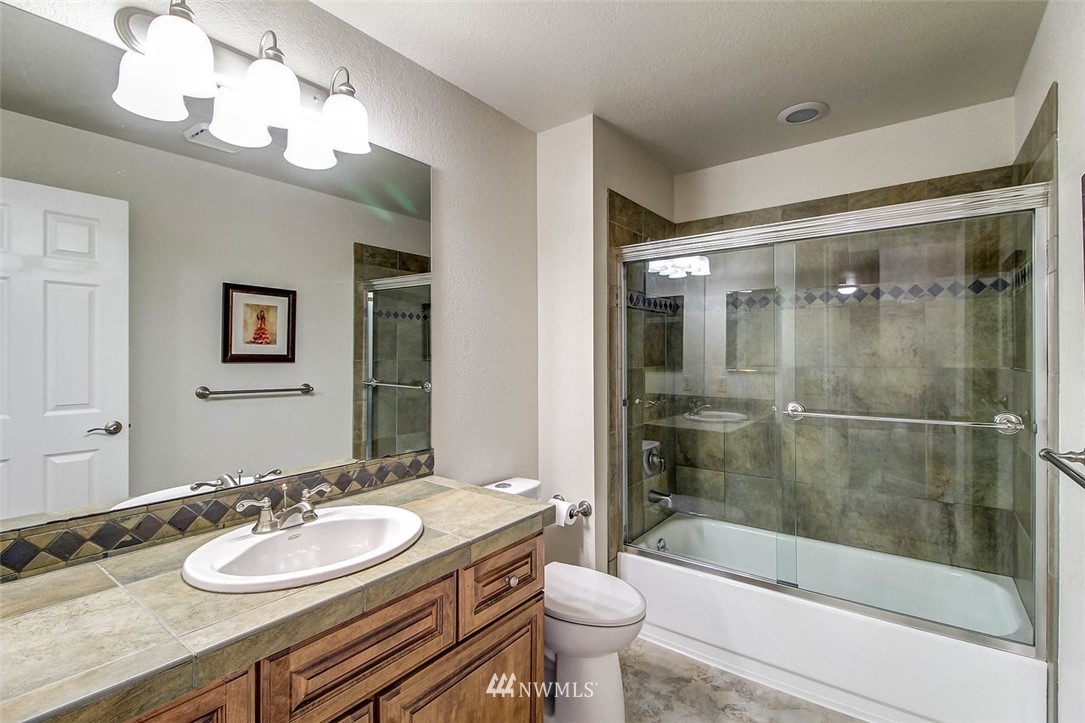 521 225th Place Southeast Bothell, WA 98021 - Photo 19 of 25