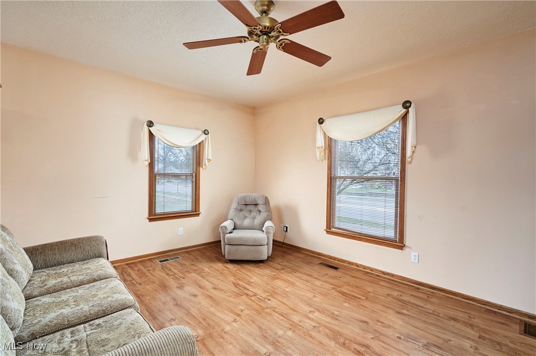 4718 Massillon Road North Canton, OH 44720 - Photo 5 of 27