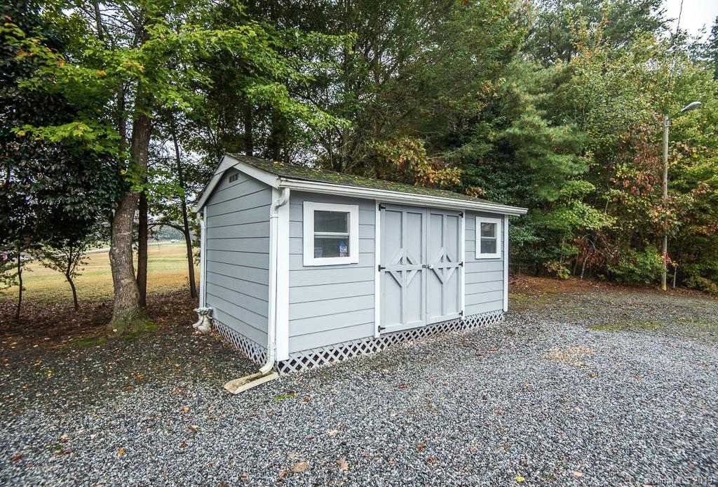 7251 Rhodhiss Road Connelly Springs, NC 28612 - Photo 29 of 36 Gallery Image 29
