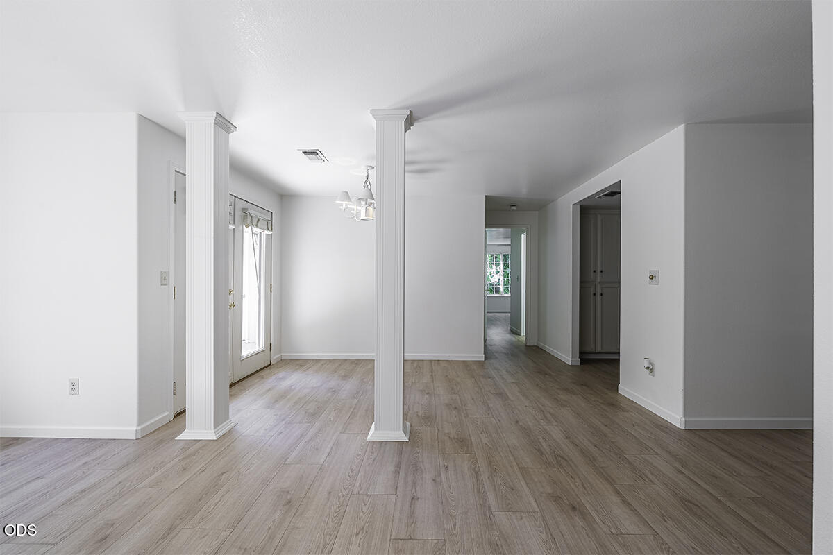 445 Midway Road Medford, OR 97501 - Photo 12 of 33