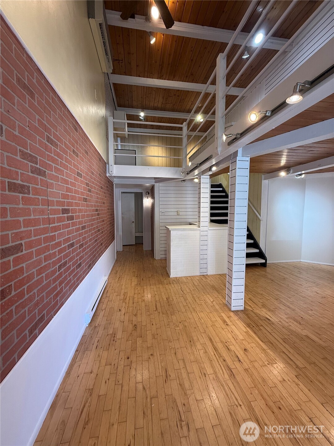 1302 12th Street Bellingham, WA 98225 - Photo 5 of 22