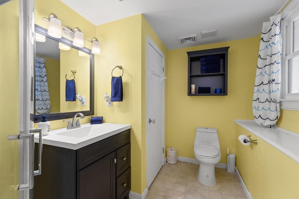 102 Rolling Ridge Lane Methuen, MA 01844 - Photo 17 of 23 Gallery Image 17