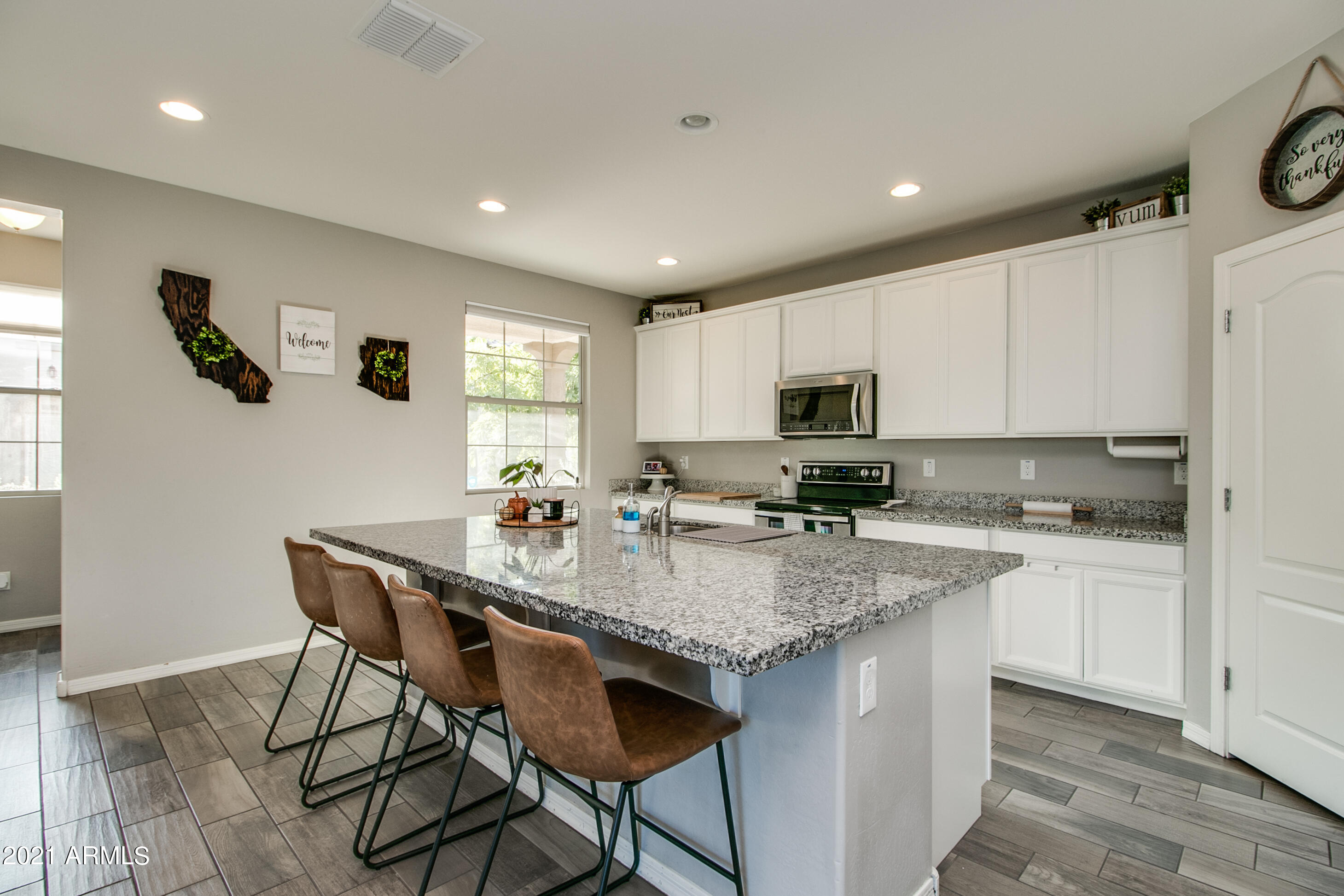 3364 West Hayduk Road Laveen, AZ 85339 - Photo 8 of 32 Hayduk-012