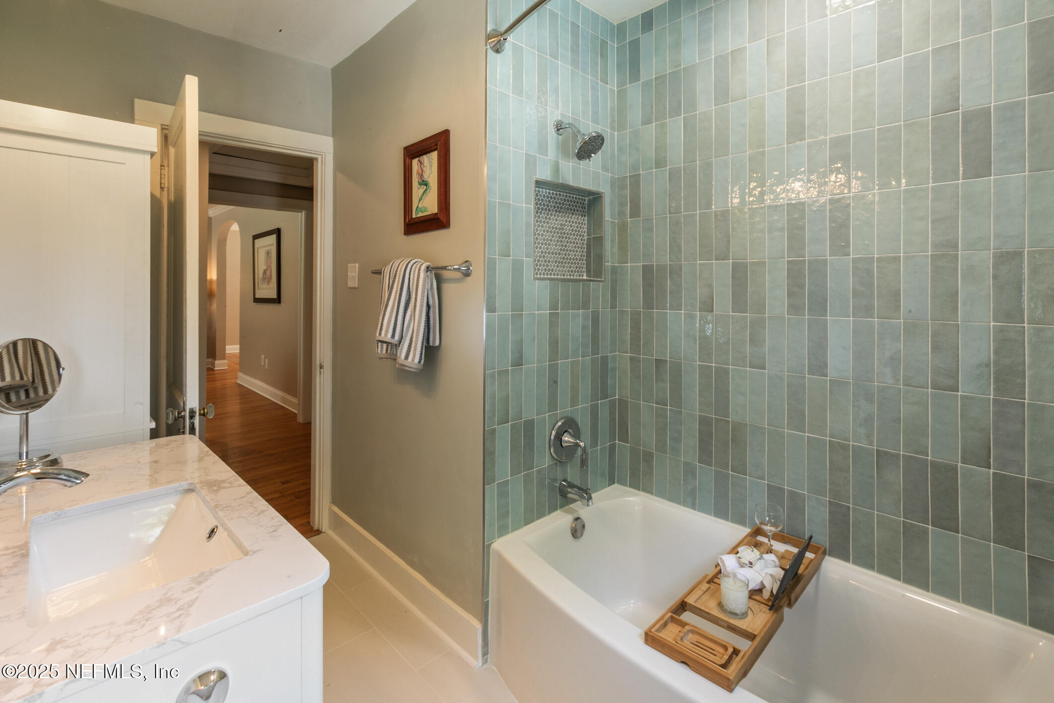 1706 Lorimier Road Jacksonville, FL 32207 - Photo 20 of 32 Bathroom