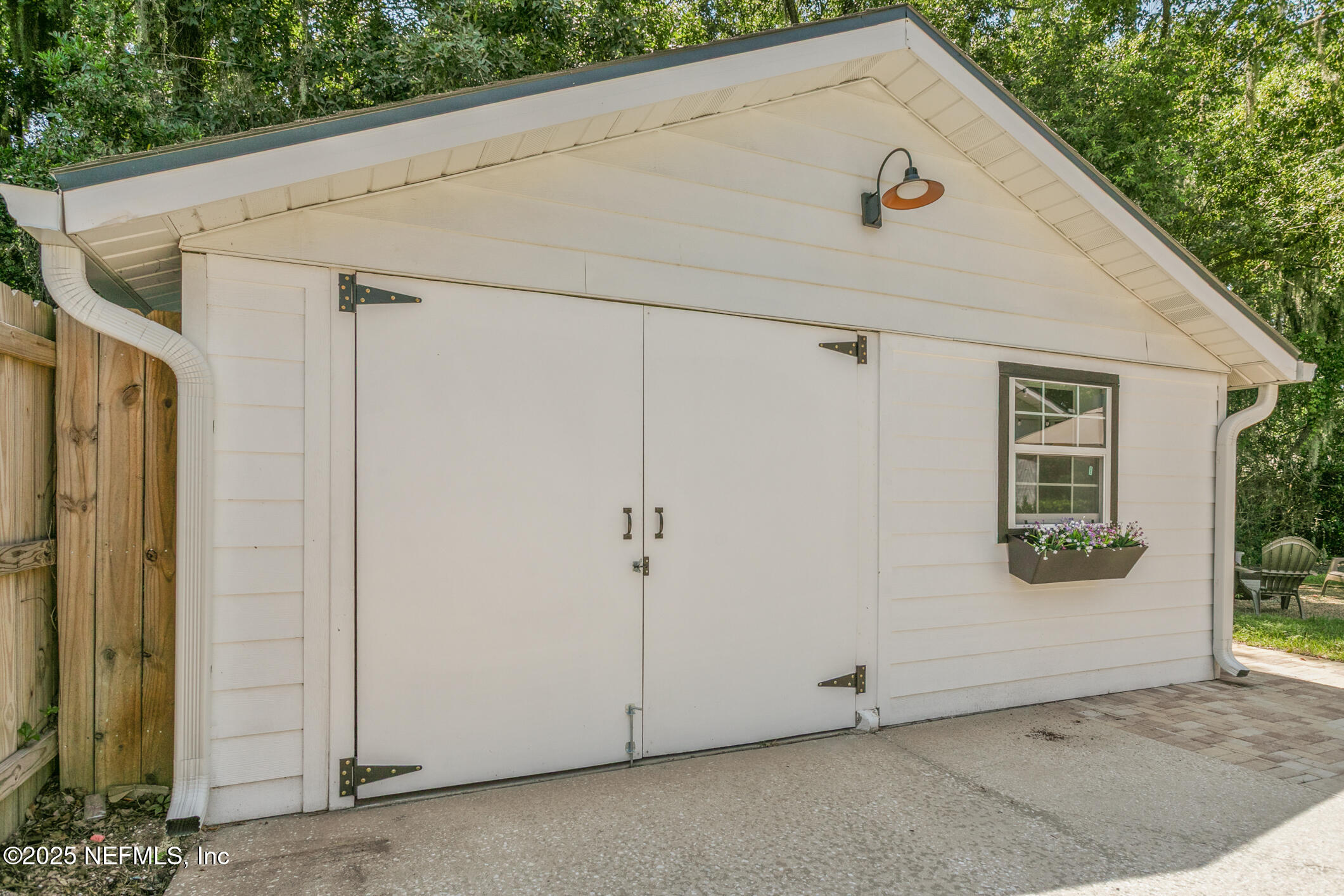 1706 Lorimier Road Jacksonville, FL 32207 - Photo 28 of 32 Garage entry