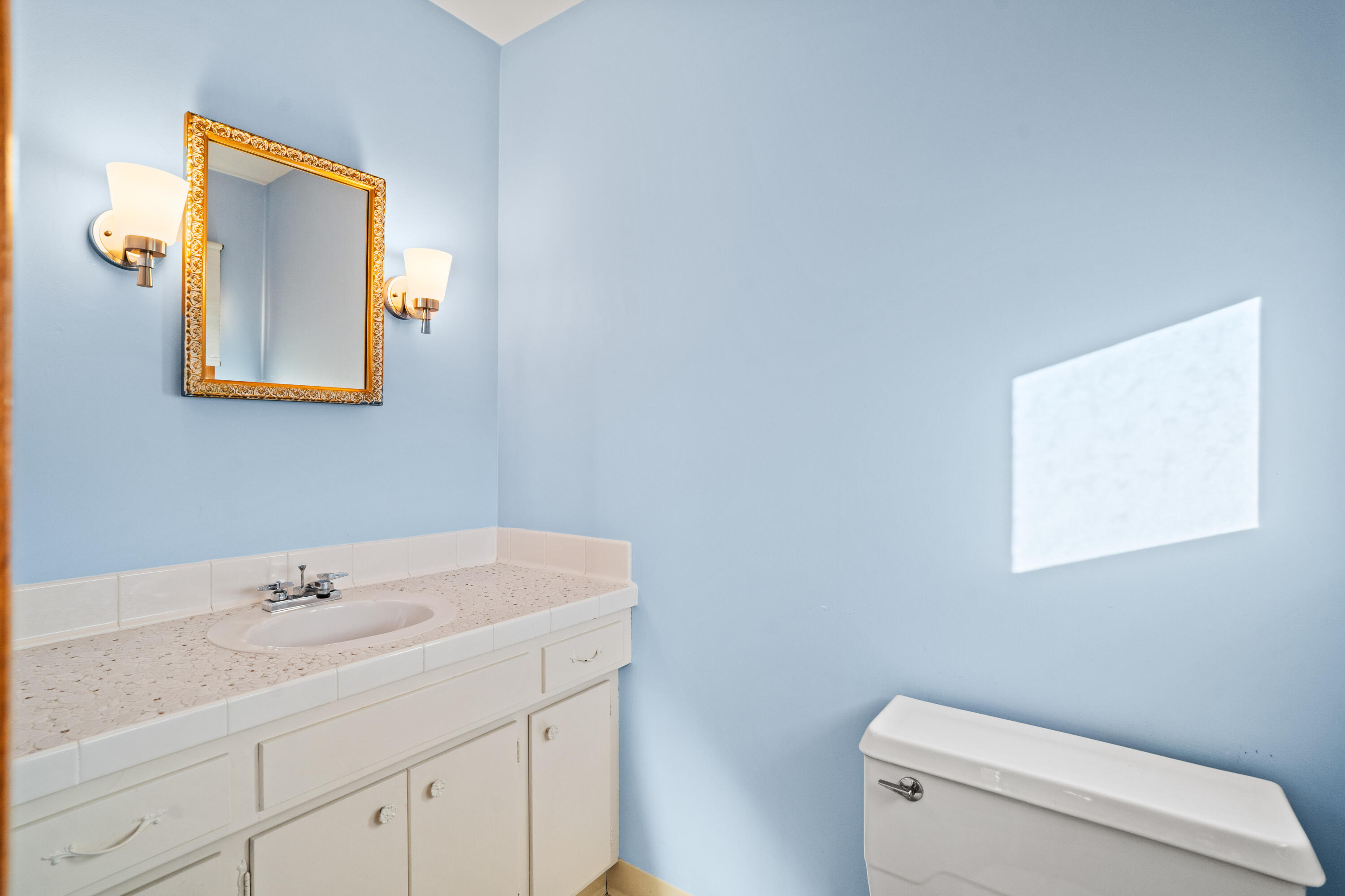 207 Old Pine Circle Wind Point, WI 53402 - Photo 13 of 23 Powder Room