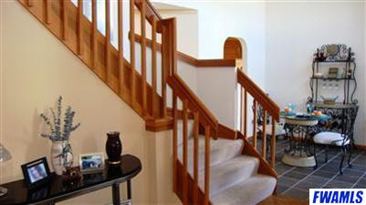 807 Cedar Ridge Court Fort Wayne, IN 46825 - Photo 4 of 13 Gallery Image 4