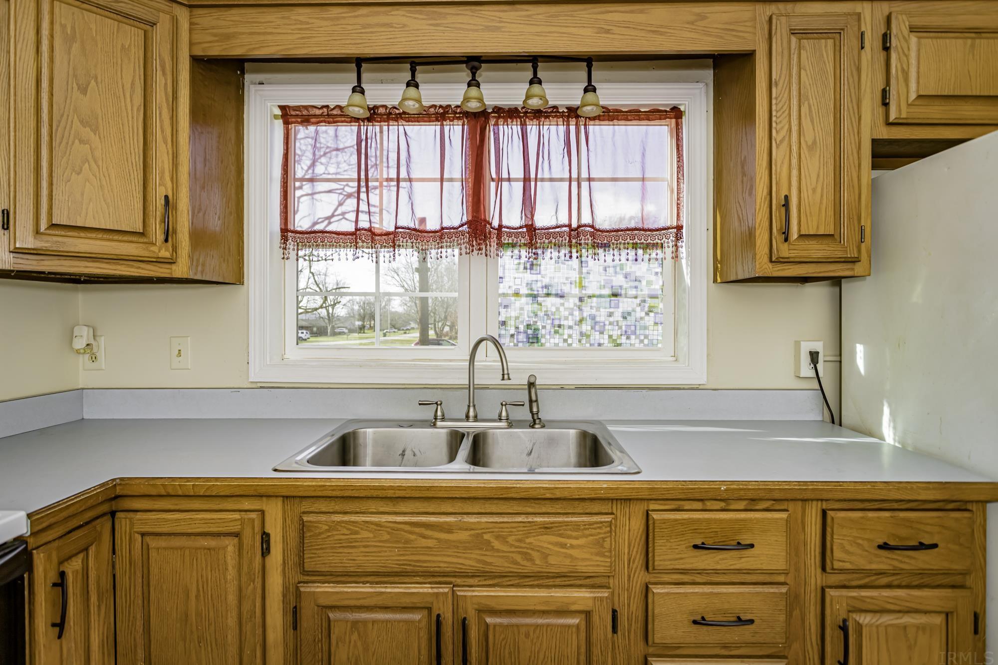 3112 East Royerton Road Muncie, IN 47303 - Photo 11 of 29 Gallery Image 11