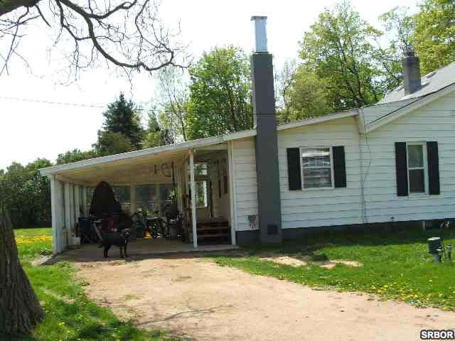 1803 South Warren Road Ovid, MI 48866 - Photo 7 of 8 45993-6.JPG