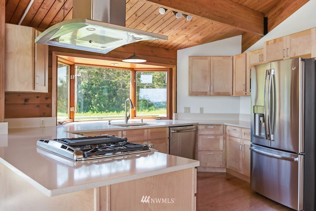 2079 Arnold Road Coupeville, WA 98239 - Photo 11 of 25 Gallery Image 11