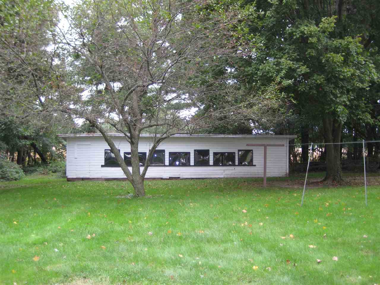 8903 Iris Road Plymouth, IN 46563 - Photo 11 of 13 Gallery Image 11