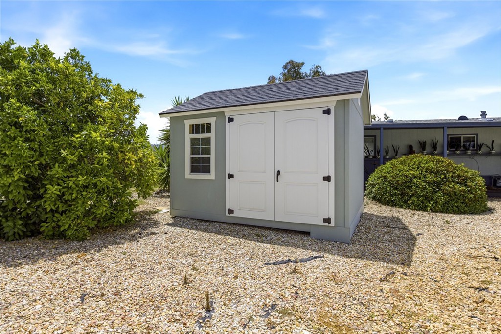 31330 South General Kearny Road Temecula, CA 92591 - Photo 25 of 29