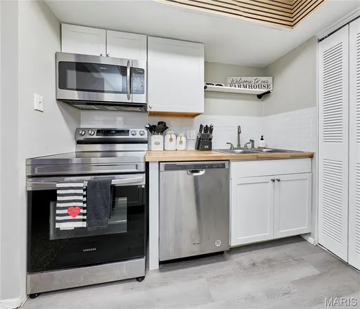 $140,000 | 7 Fairways Circle, Unit E, St. Charles, MO 63303