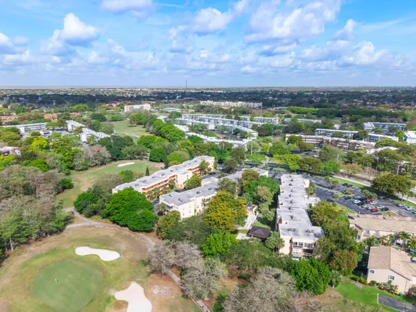 $145,000 | 8390 Lagos De Campo Boulevard, Tamarac, FL 33321