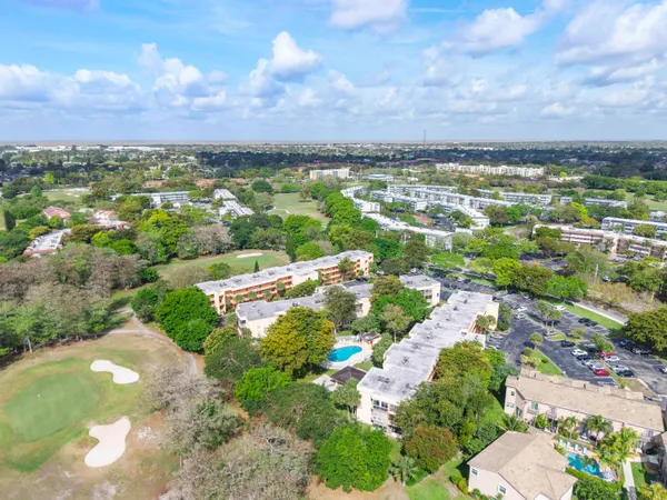 $145,000 | 8390 Lagos De Campo Boulevard, Tamarac, FL 33321