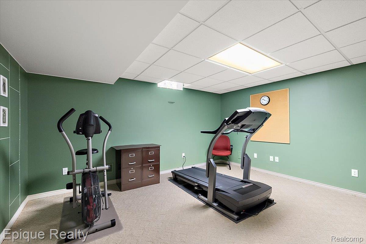 5675 Golf Pointe Drive Clarkston, MI 48348 - Photo 52 of 80 76-5675 Golf Pointe-76.jpg