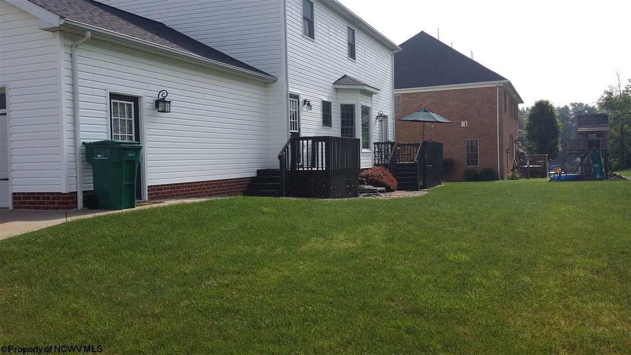 353 Ridgeway Drive Bridgeport, WV 26330 - Photo 2 of 20 Gallery Image 2
