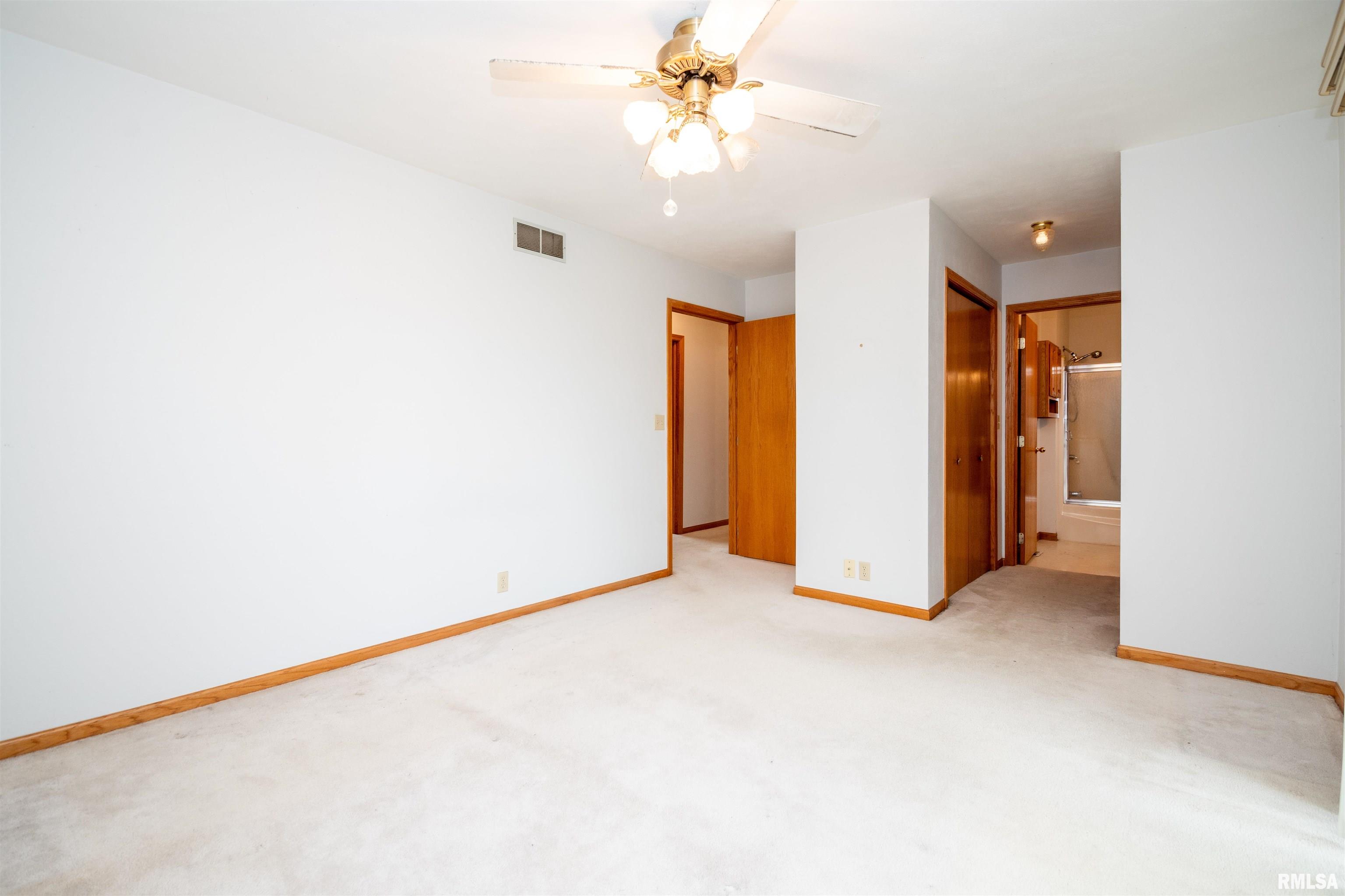 2919 West Rohmann Avenue Peoria, IL 61604 - Photo 18 of 42