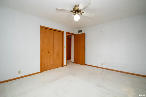 $220,000 | 2919 West Rohmann Avenue, West Peoria, IL 61604