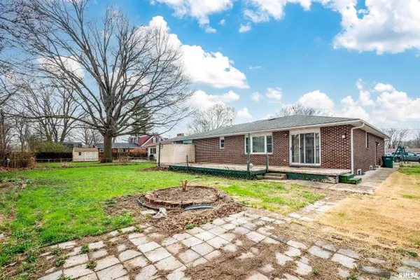 $220,000 | 2919 West Rohmann Avenue, West Peoria, IL 61604
