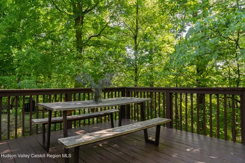 $695,000 | 189 Horsenden Road, New Paltz, NY 12561