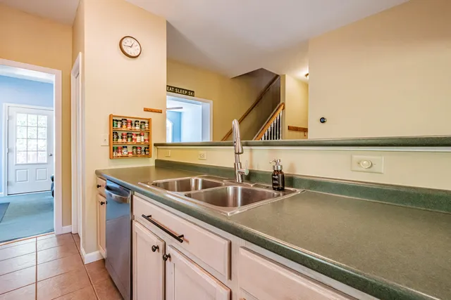 $675,000 | 27 Crosby Lane, Unit 14, Newry, ME 04261