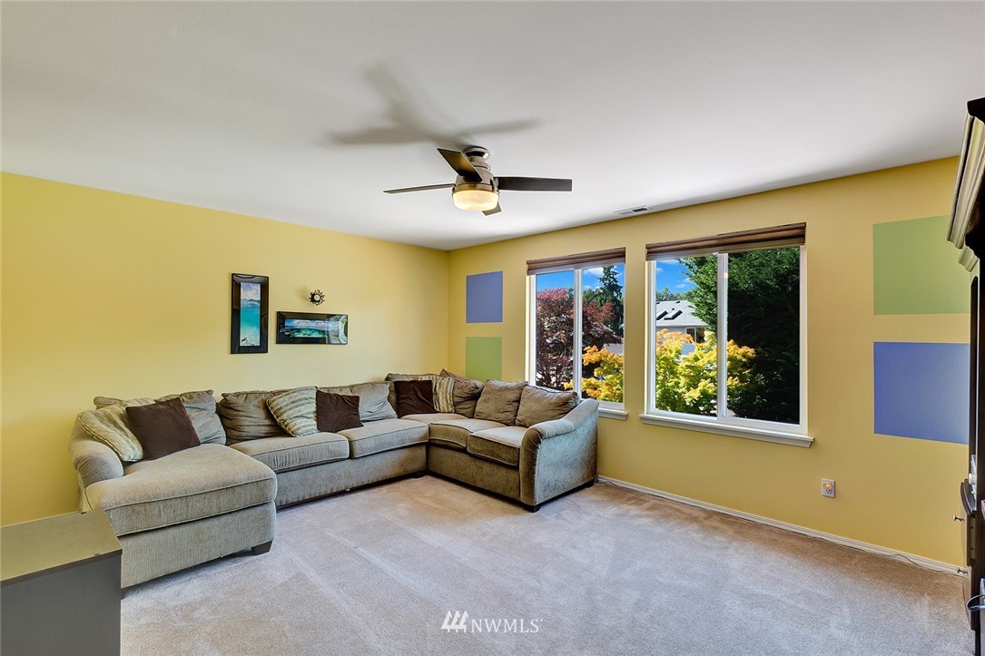 4408 Northeast 6th Court Renton, WA 98059 - Photo 20 of 21 Gallery Image 20