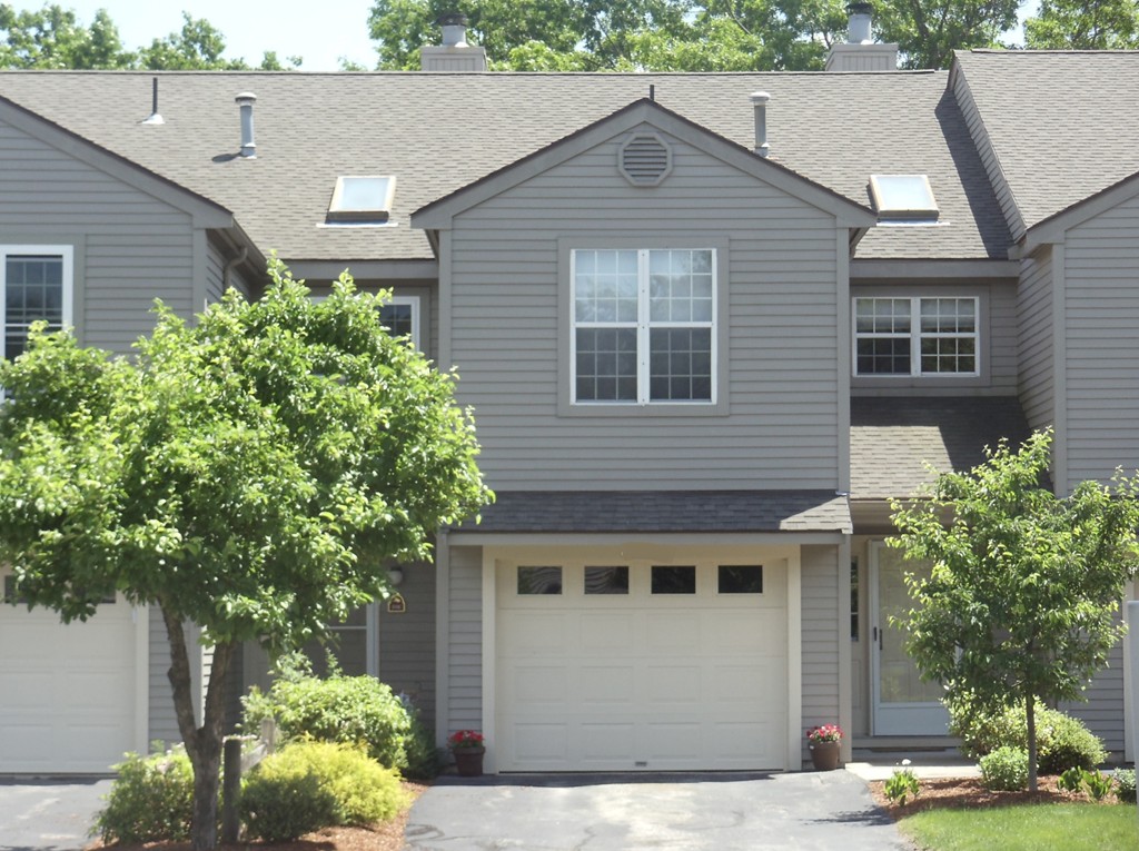 313 Ridgefield Circle, Unit D Clinton, MA 01510 - Photo 1 of 19 Gallery Image 1