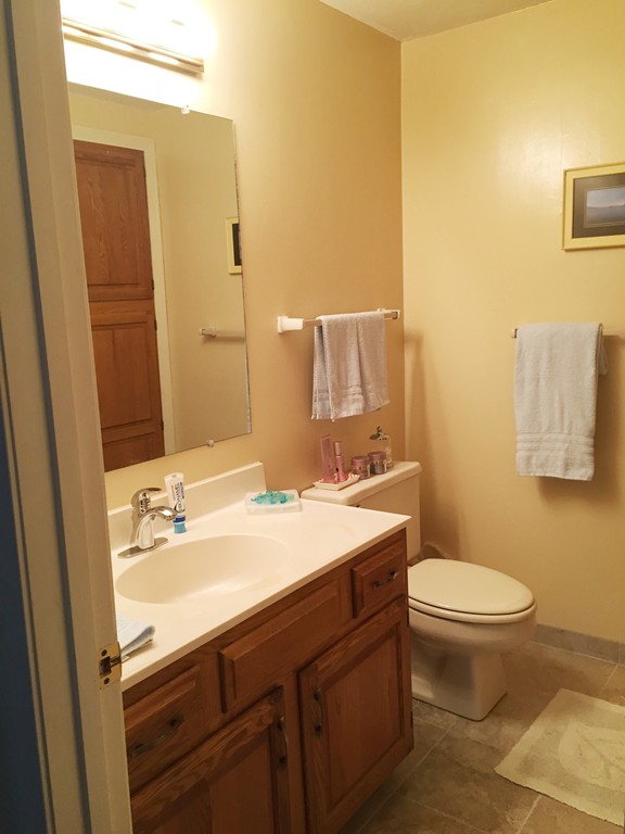 313 Ridgefield Circle, Unit D Clinton, MA 01510 - Photo 12 of 19 Gallery Image 12