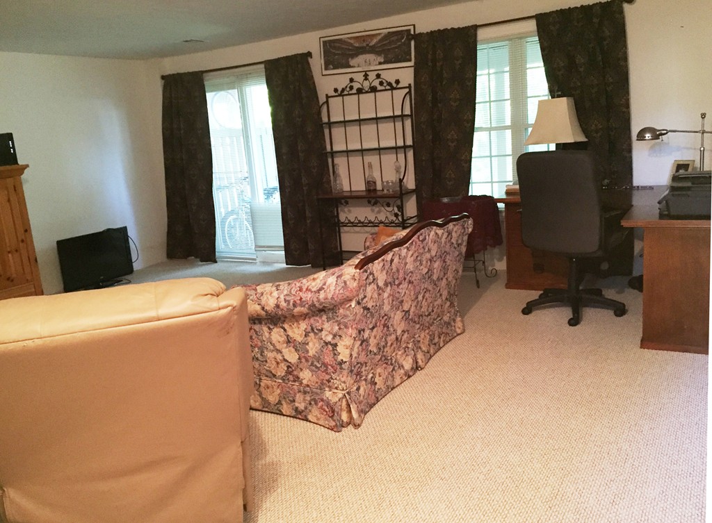 313 Ridgefield Circle, Unit D Clinton, MA 01510 - Photo 14 of 19 Gallery Image 14