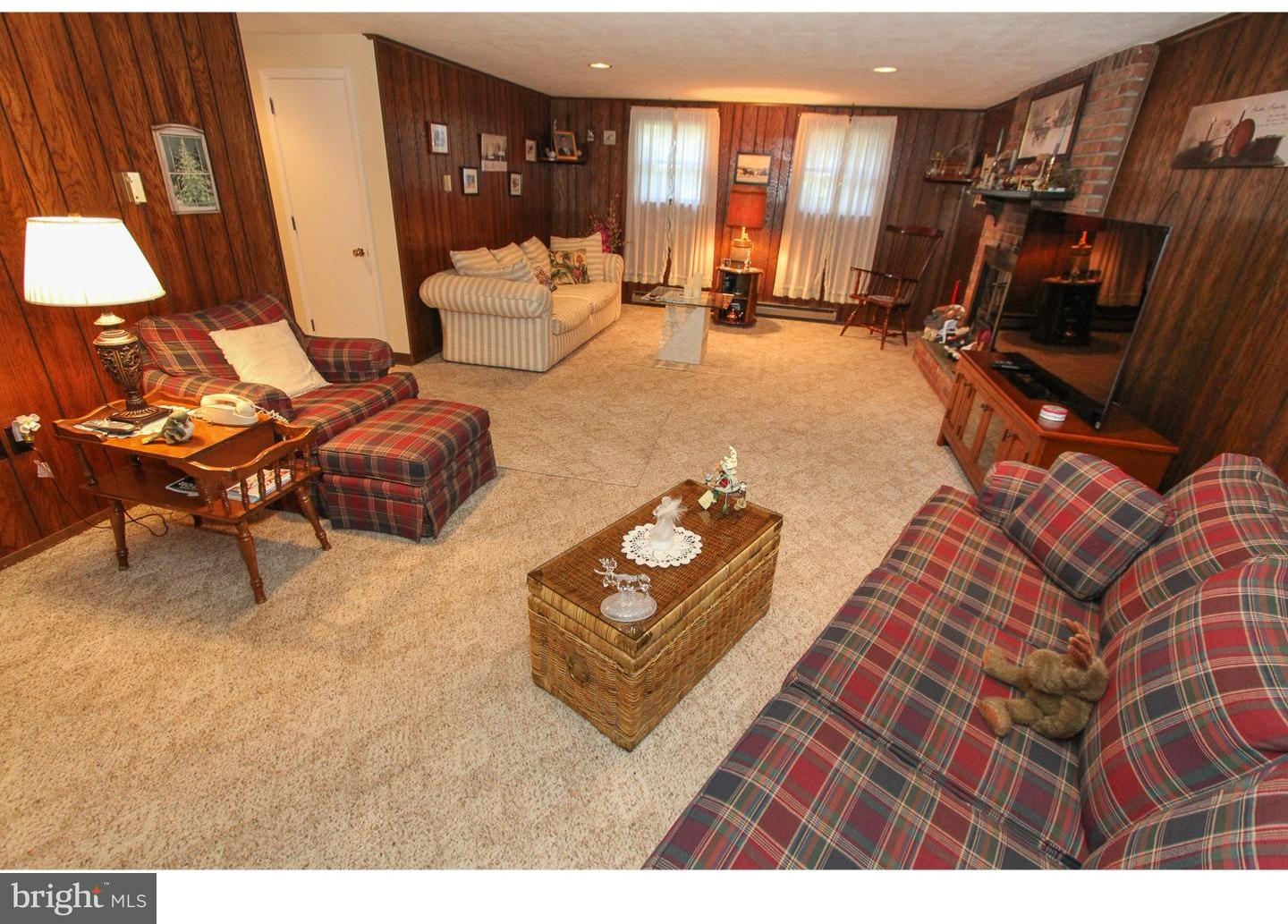 291 Maugers Mill Road Pottstown, PA 19464 - Photo 16 of 25 Family Room
