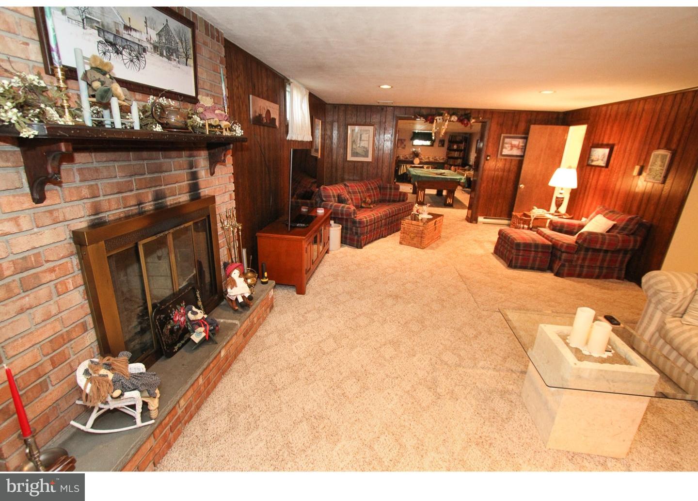 291 Maugers Mill Road Pottstown, PA 19464 - Photo 17 of 25 Family Room