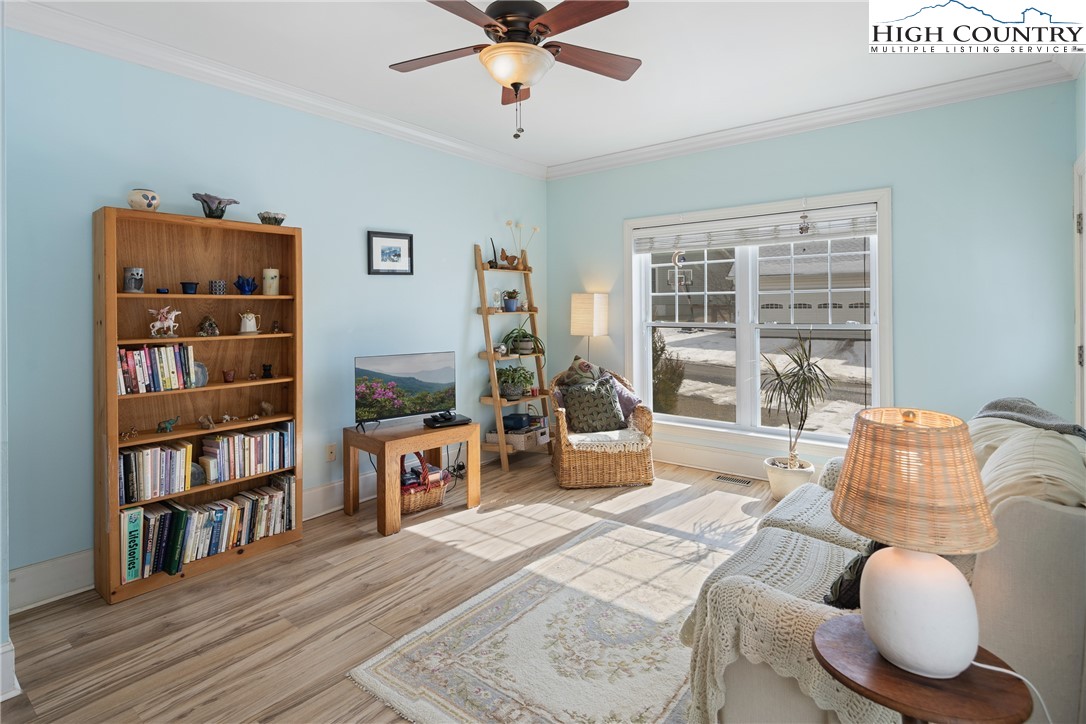 135 Stratford Lane Boone, NC 28607 - Photo 5 of 33