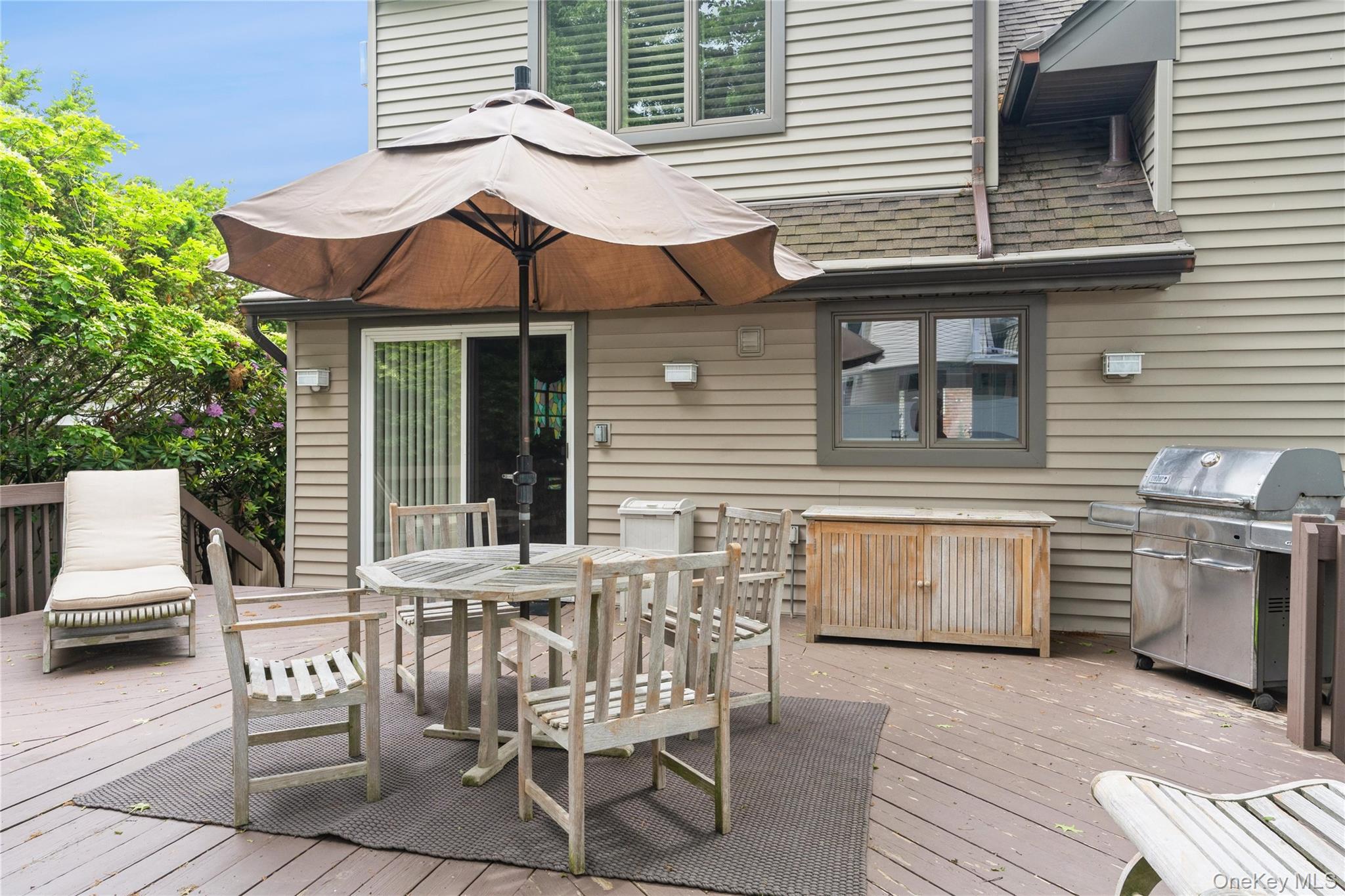 2772 Riverside Avenue Merrick, NY 11566 - Photo 26 of 45 a view of house with outdoor seating space