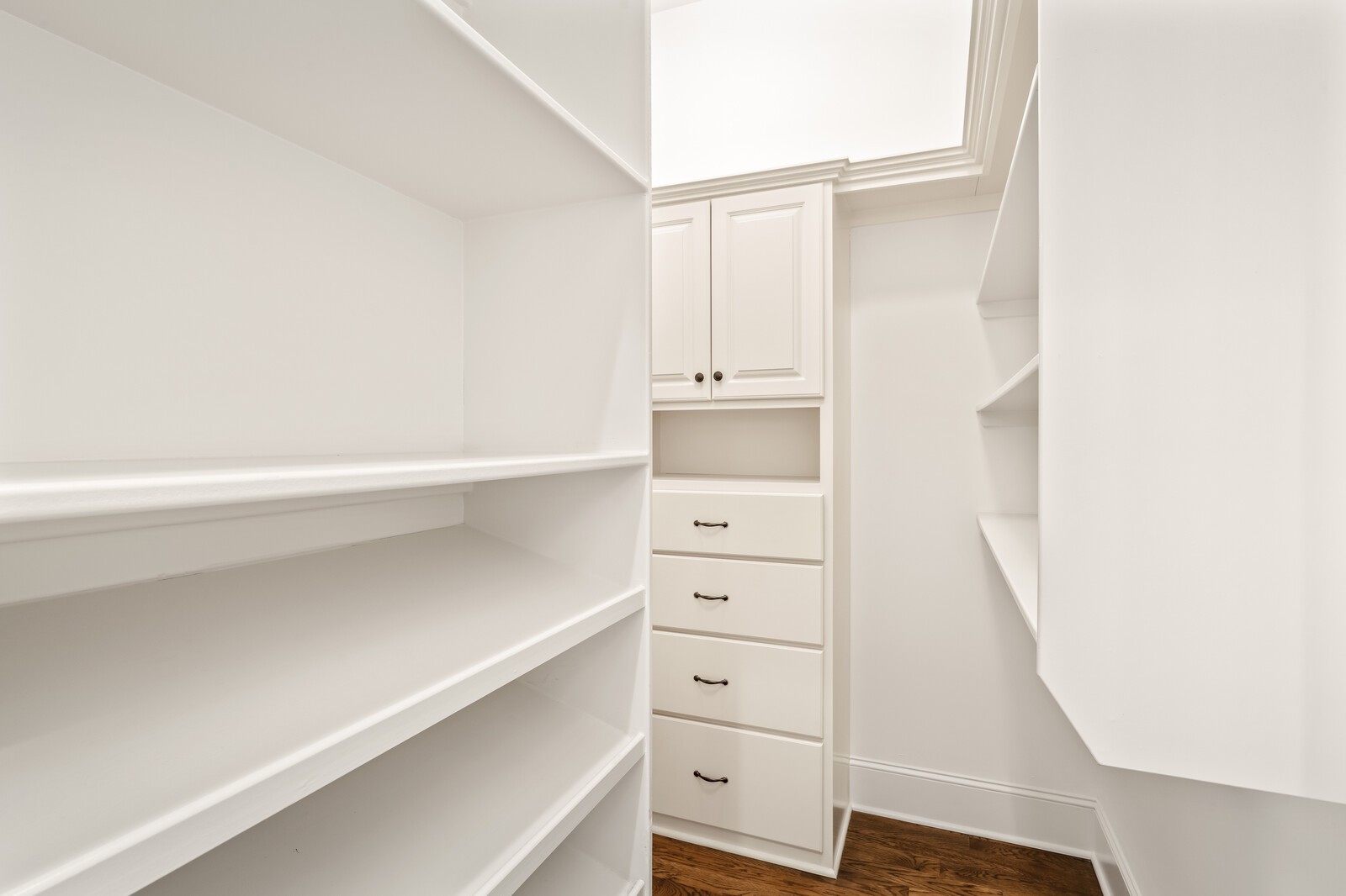 926 Evans Road Nashville, TN 37204 - Photo 26 of 53 a view of an empty walk in closet