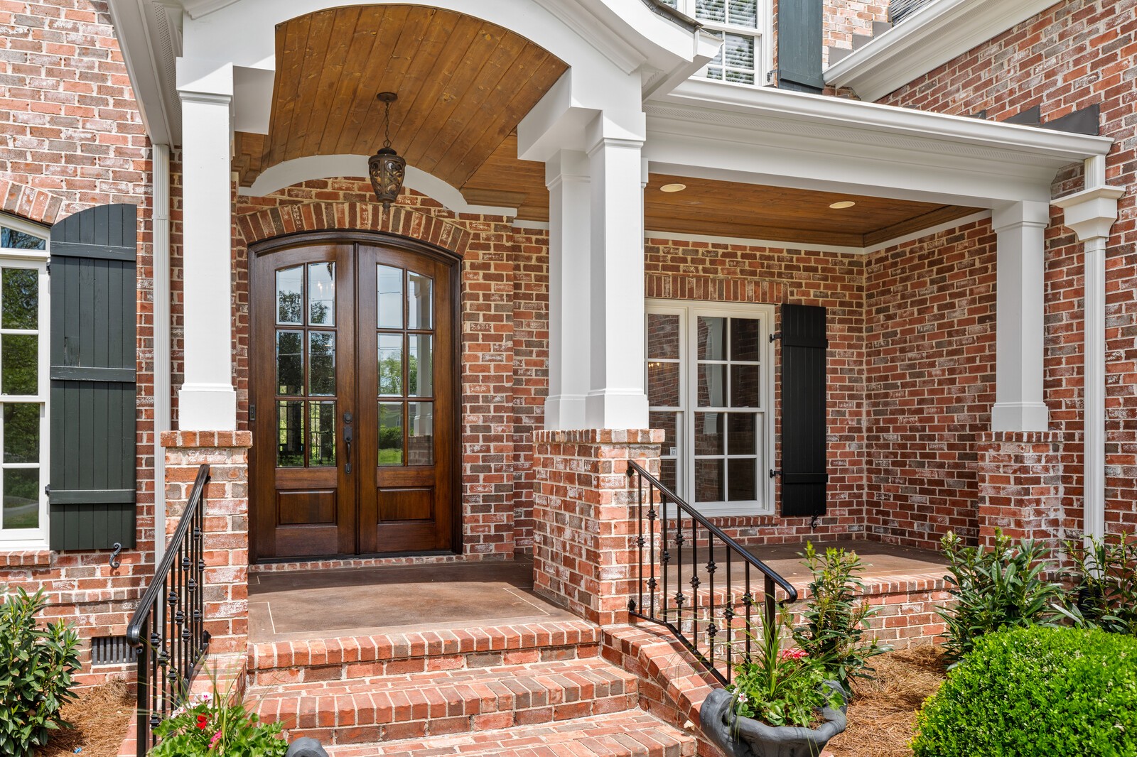 926 Evans Road Nashville, TN 37204 - Photo 4 of 53 front view of a house with a glass door