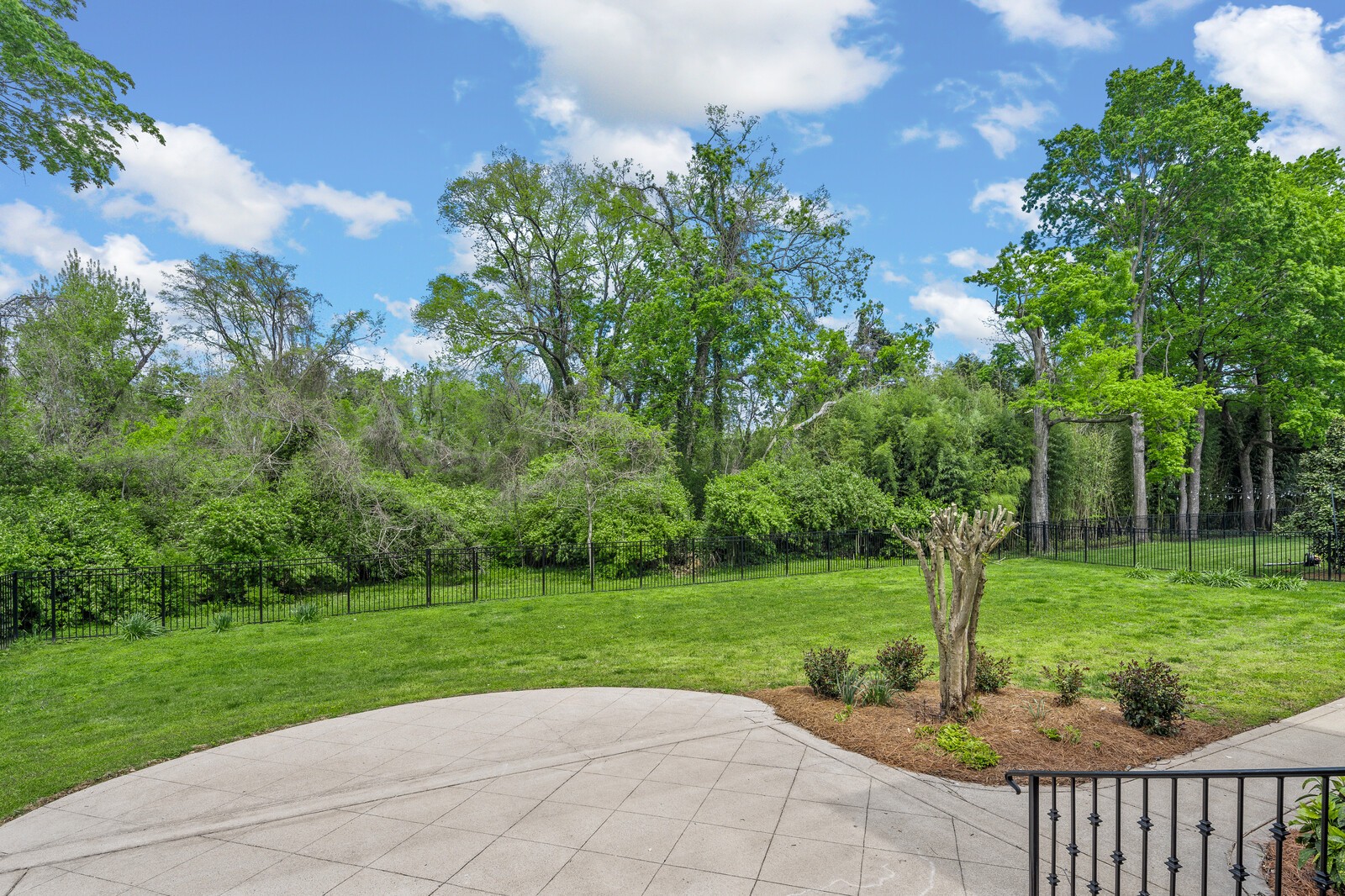 926 Evans Road Nashville, TN 37204 - Photo 46 of 53 a view of a park with tree s