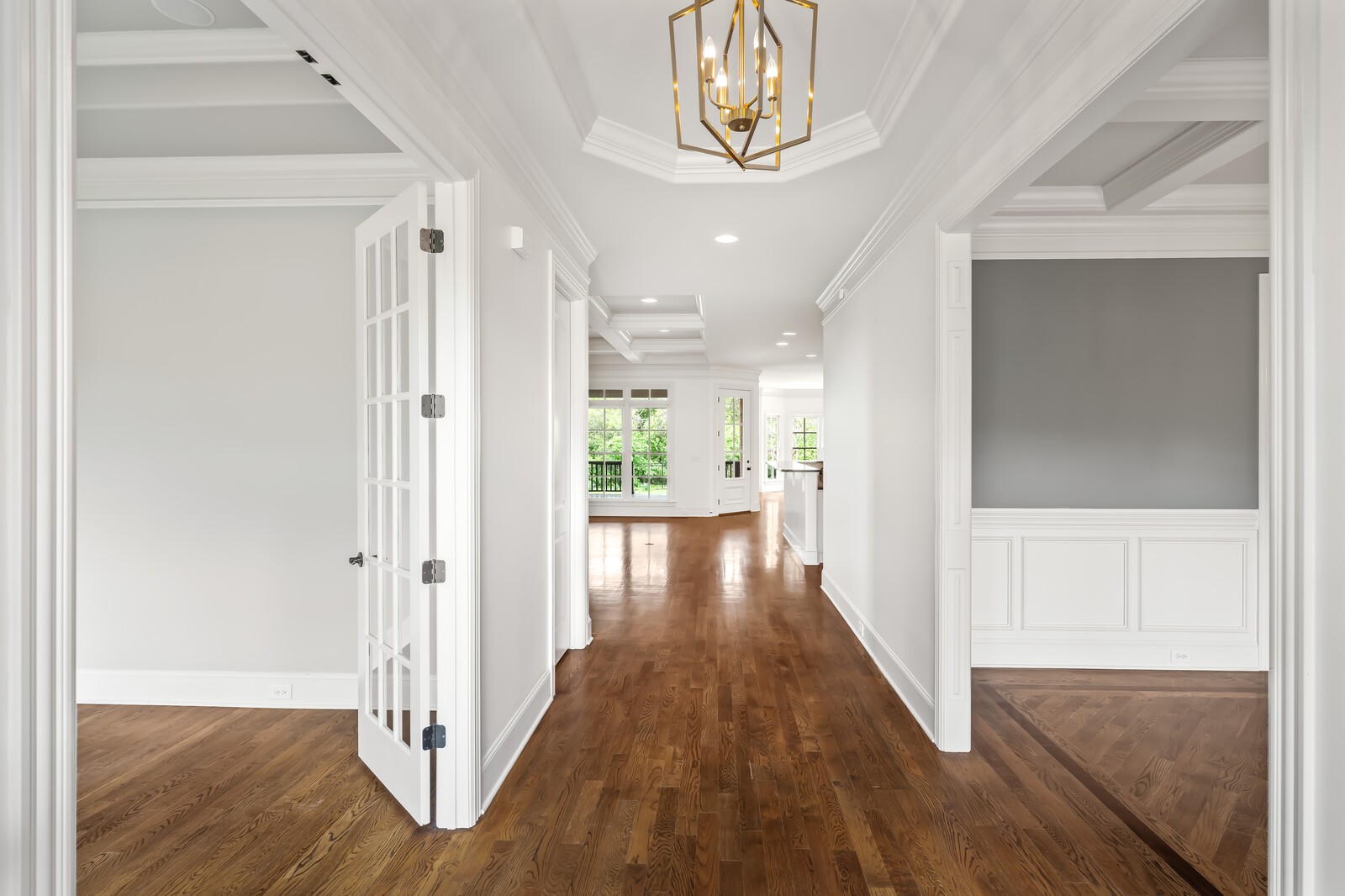 926 Evans Road Nashville, TN 37204 - Photo 7 of 53 a view of a hallway with wooden floor
