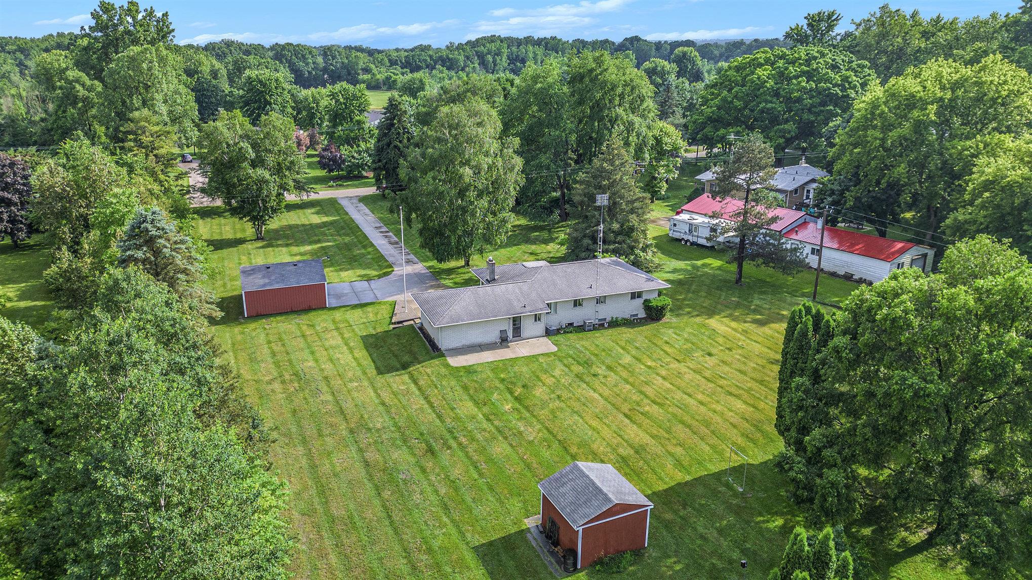 8877 Marr Road Almont, MI 48003 - Photo 34 of 35 50179938-3d55b227-6ce8-4c87-a735-7f6378afc07e.JPG
