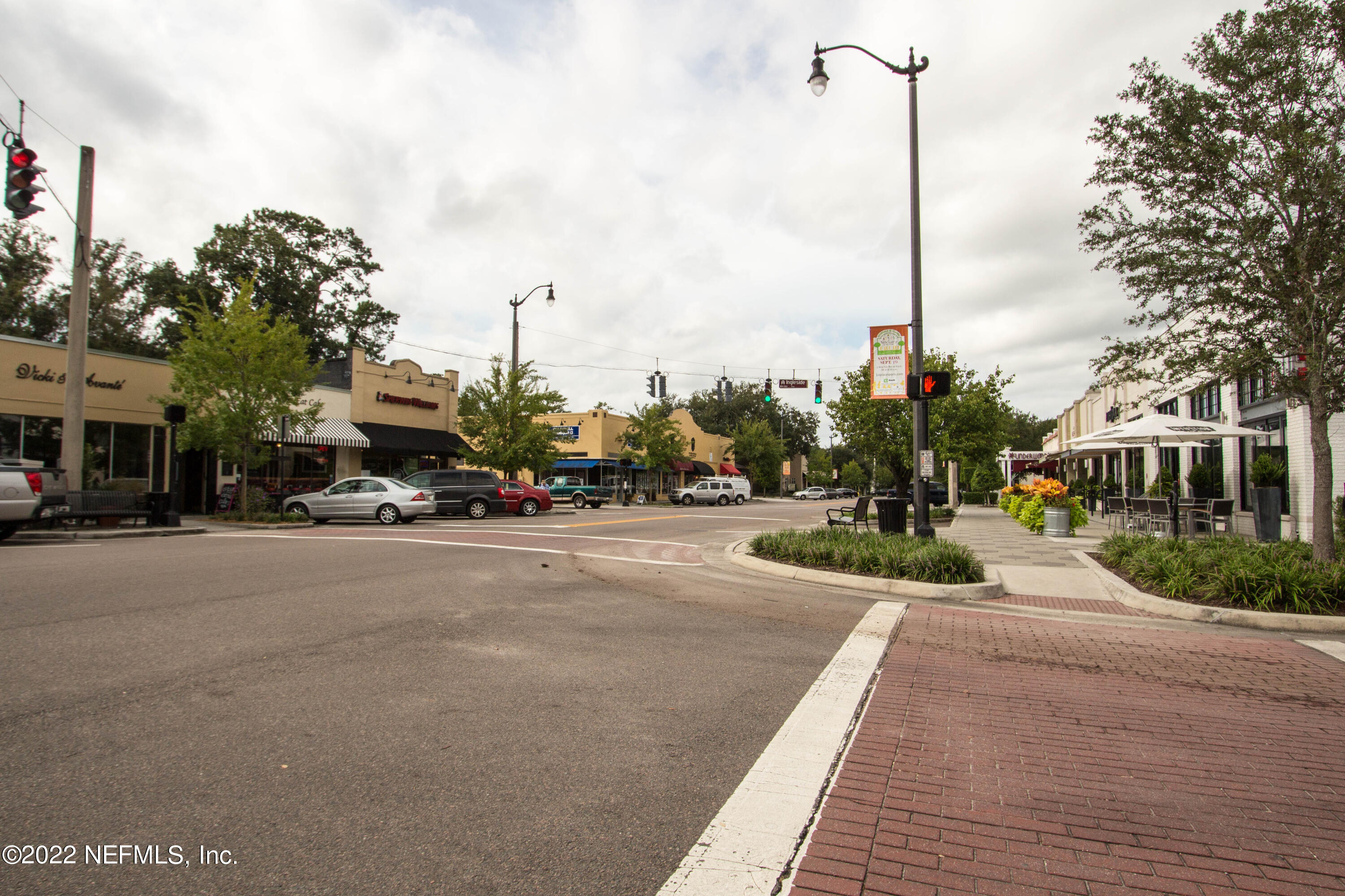 1661 Riverside Avenue, Unit 421 Jacksonville, FL 32204 - Photo 50 of 61 Avondale Shops View 2