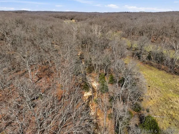 $1,450,000 | 40773 Waisner Avenue, Edwards, MO 65326
