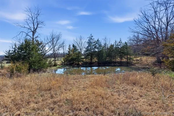 $1,450,000 | 40773 Waisner Avenue, Edwards, MO 65326