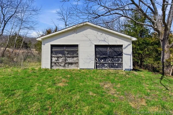 $1,450,000 | 40773 Waisner Avenue, Edwards, MO 65326