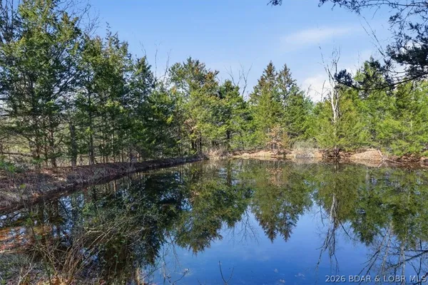 $1,450,000 | 40773 Waisner Avenue, Edwards, MO 65326