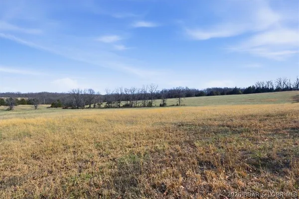 $1,450,000 | 40773 Waisner Avenue, Edwards, MO 65326