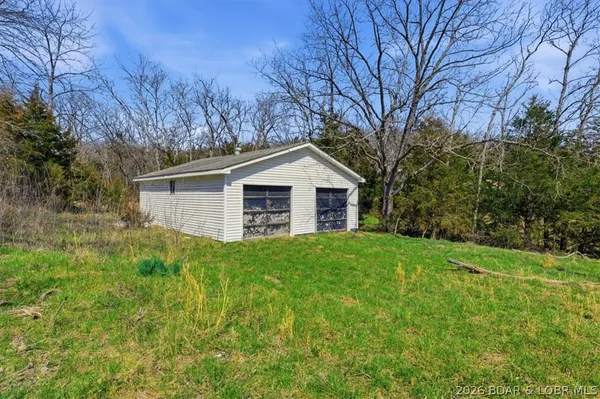 $1,450,000 | 40773 Waisner Avenue, Edwards, MO 65326
