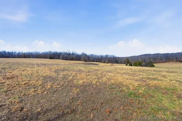$1,450,000 | 40773 Waisner Avenue, Edwards, MO 65326